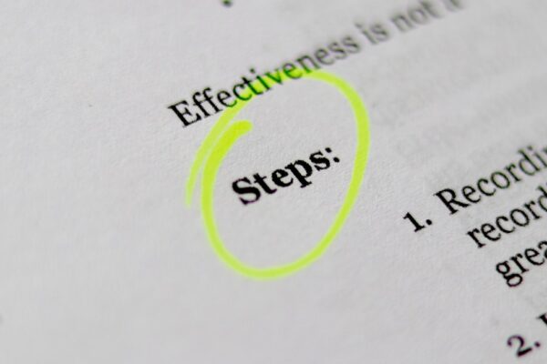 Cover illustration for personal bankruptcy checklist and filing steps